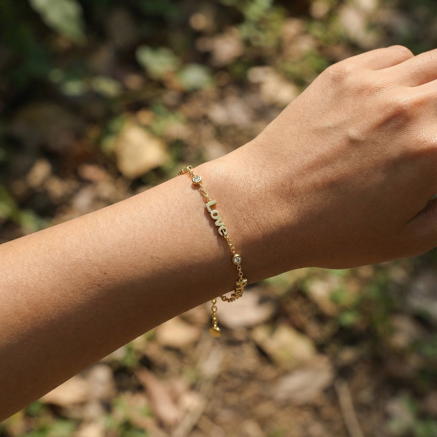 Linked by Love – Name Bracelet with Emotional Spark SB002G